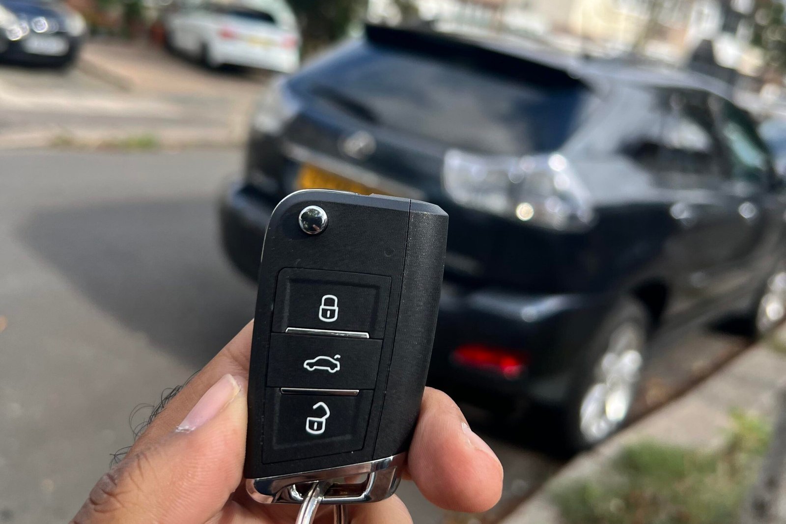 Mobile car key cutting and programming in Waltham Forest